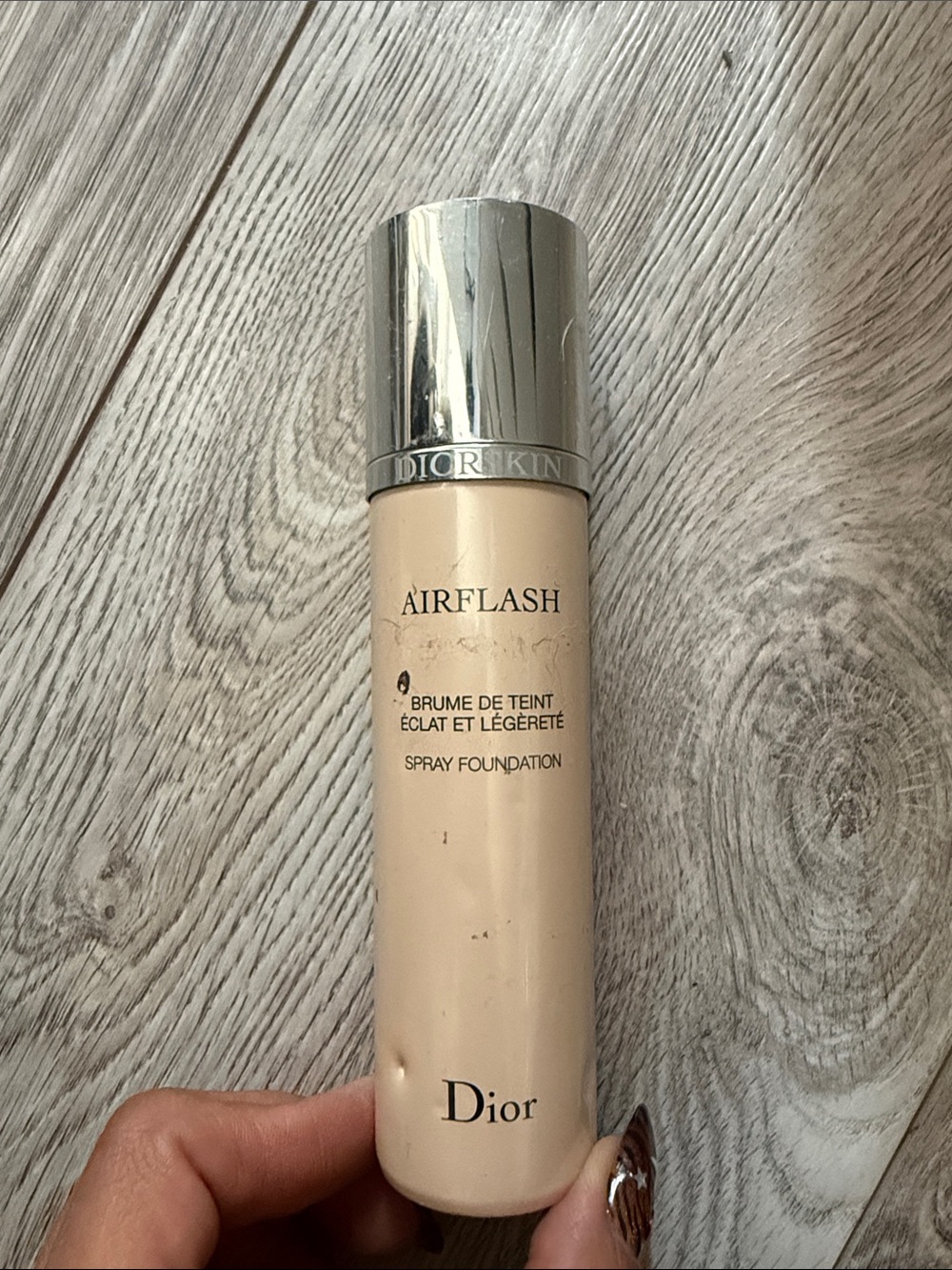 Dior Airflash Spray Foundation 302 - Cream Beige with Silver Cap